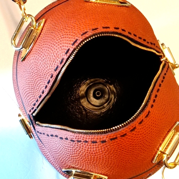 HANDMADE "ORIGINAL SPALDING" Basketball Purse 🏀 - Picture 15 of 17